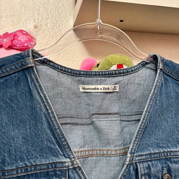 Abercrombie & Fitch Denim Vest Top Size Small - Picture 3 of 6